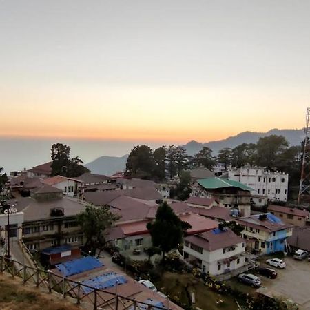 Shingar Hotel Mussoorie Mallroad Buitenkant foto