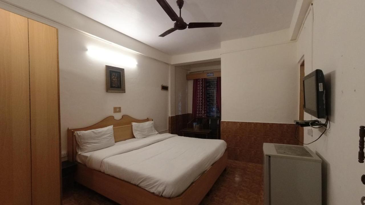 Shingar Hotel Mussoorie Mallroad Buitenkant foto