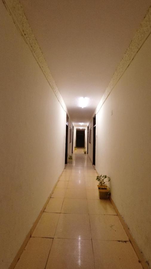 Shingar Hotel Mussoorie Mallroad Buitenkant foto