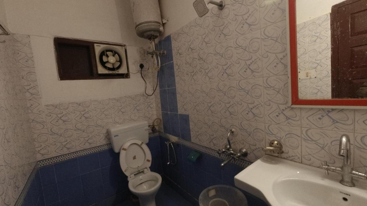 Shingar Hotel Mussoorie Mallroad Buitenkant foto